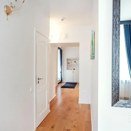 アパート Comfy One Bedroom By Reside Baltic ヴィリニュス