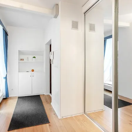 Comfy One Bedroom By Reside Baltic アパート *