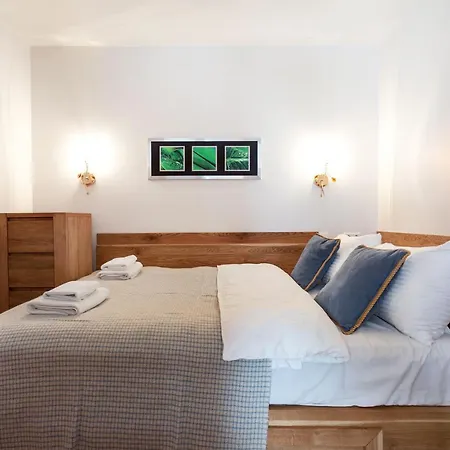 Comfy One Bedroom By Reside Baltic *