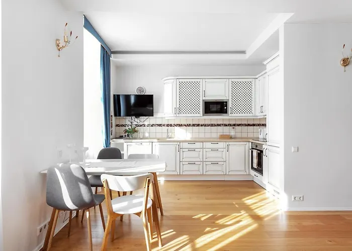 Comfy One Bedroom By Reside Baltic *