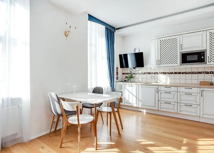 Comfy One Bedroom By Reside Baltic *